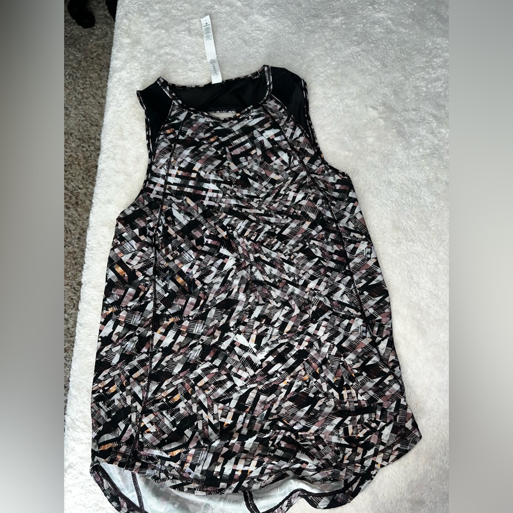 Lululemon Sculpt tank